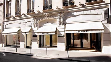 comment chanel est devenue une multinationale|Chanel maison.